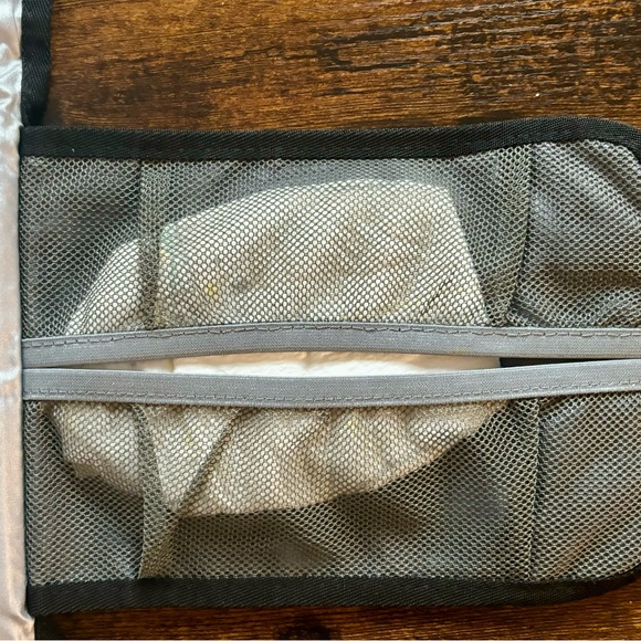 Lekebaby portable diaper pad. Silver, grey and black. - Picture 9 of 9